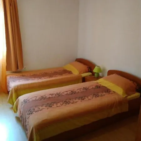 Daire Apartman Ivan Kukljica